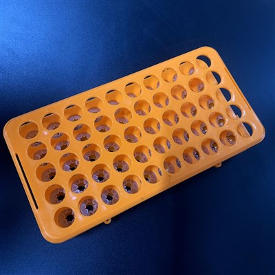 Koeputken pidike, jota käytetään kemian laboratoriossa